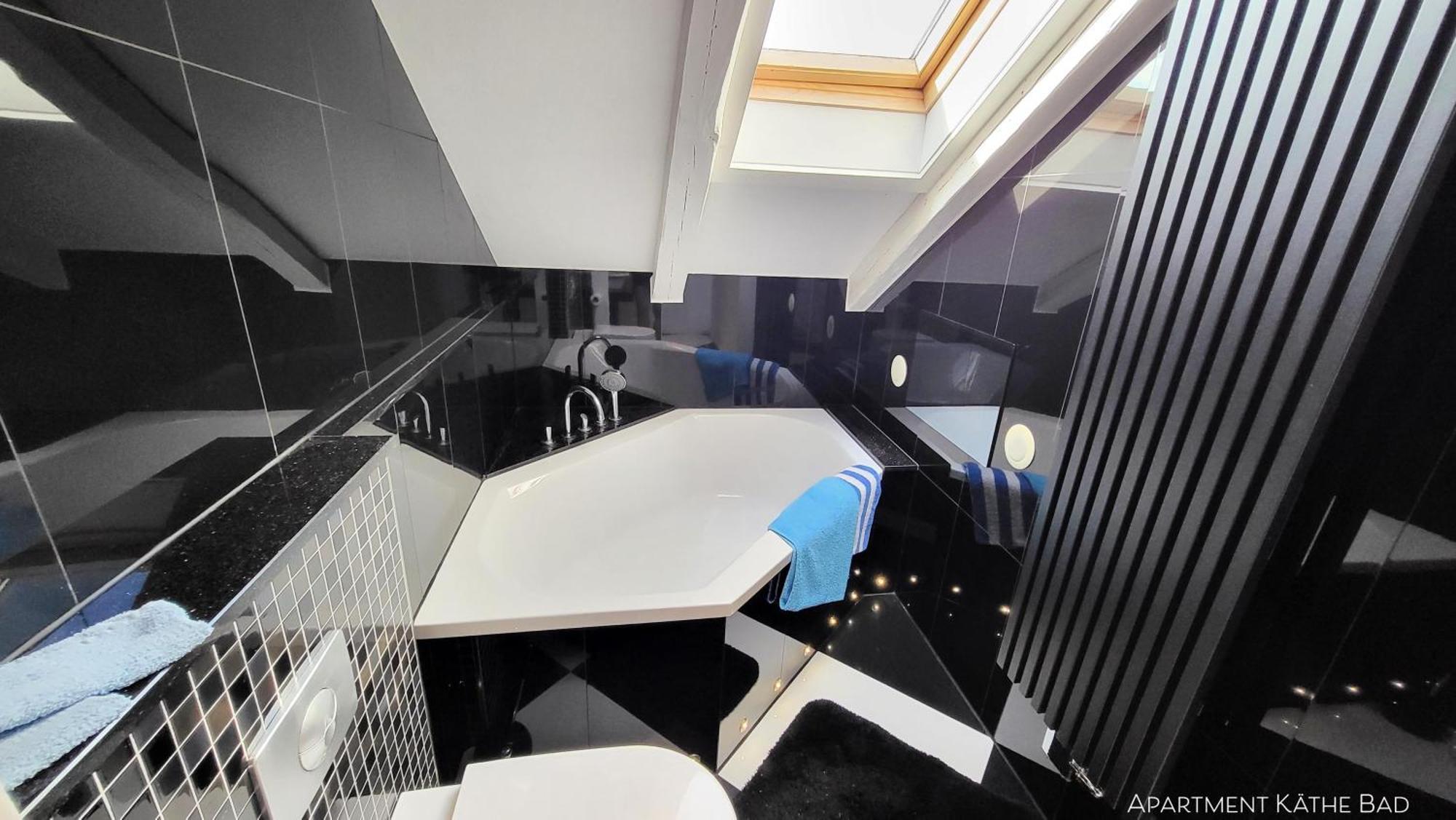 Apartments Am Saalebogen Mit Gartenterrasse, Grillkamin, Freie Parkplaetze รูโดลชตัดท์ ภายนอก รูปภาพ